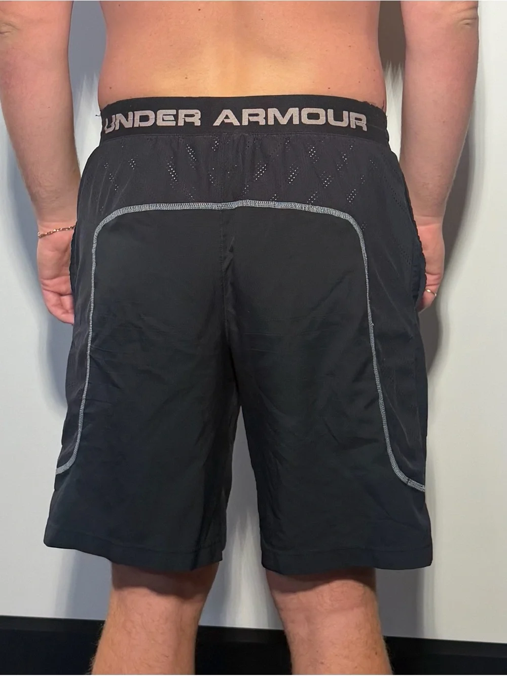 Under Armour Launch Run Shorts Black Men’s Large Performance Running Shorts